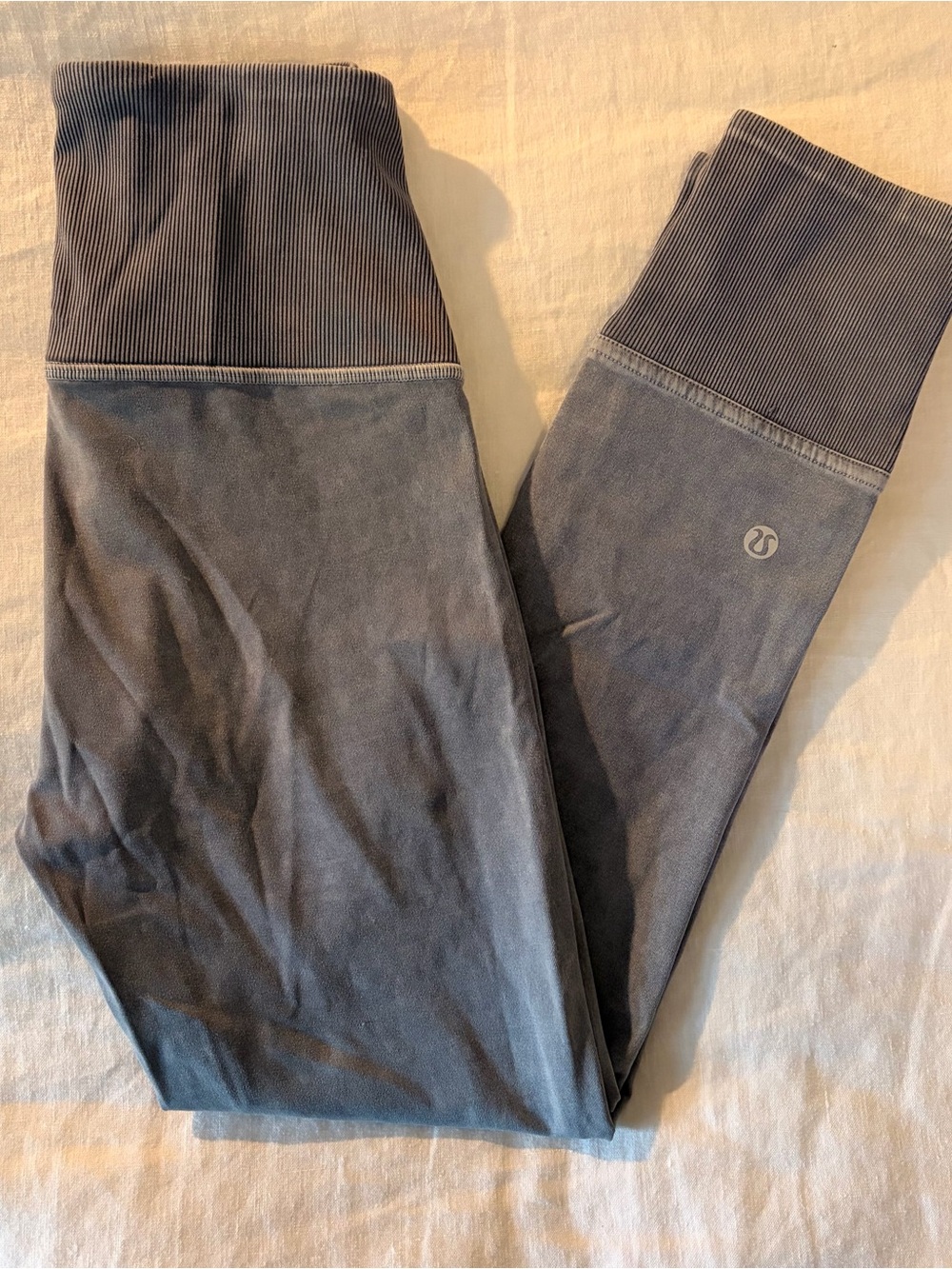 lululemon athletica wunder under og washed denim limited edition